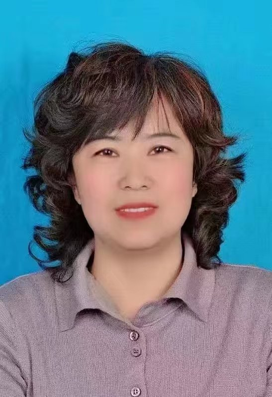 王荣霞.png
